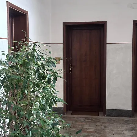 Solferino 17 Stazione 3* Брешия